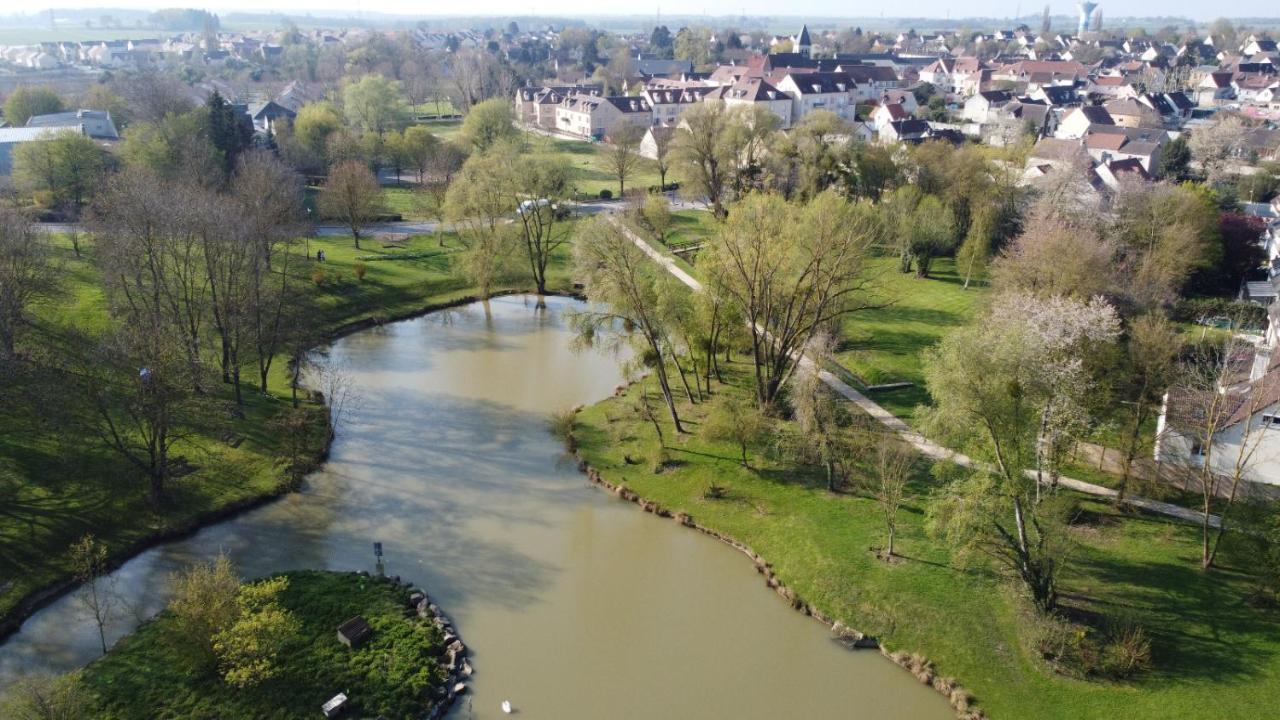 Apartmán Le Soleo Moussy-le-Neuf Exteriér fotografie